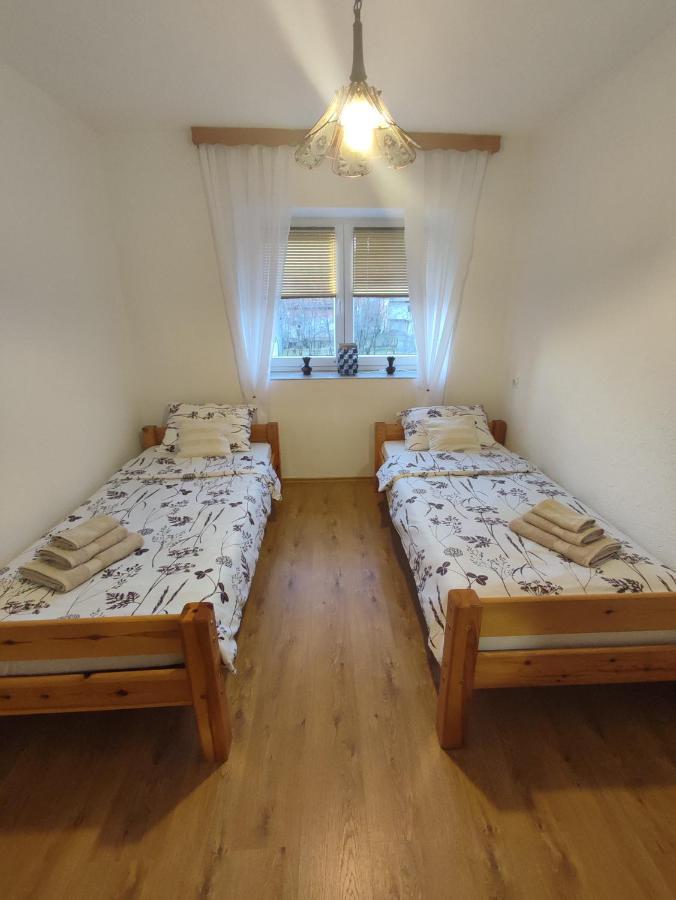 Apartman Adna كولين فاكوف المظهر الخارجي الصورة