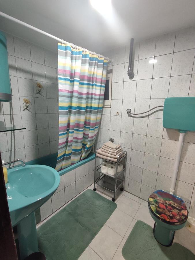 Apartman Adna كولين فاكوف المظهر الخارجي الصورة