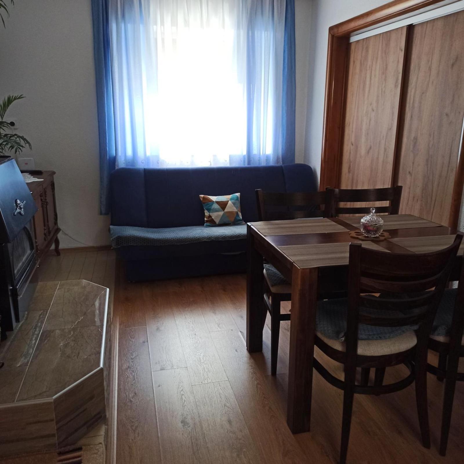 Apartman Adna كولين فاكوف المظهر الخارجي الصورة